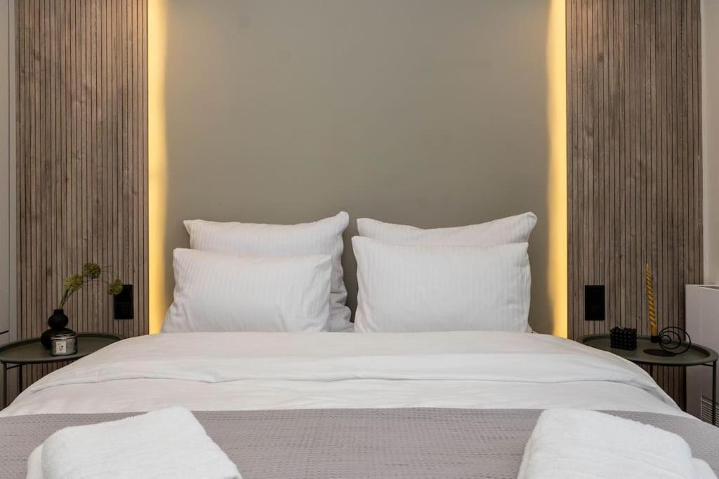 8 Blocks Apartments 1A อเล็กซานโดรโพลิส ภายนอก รูปภาพ